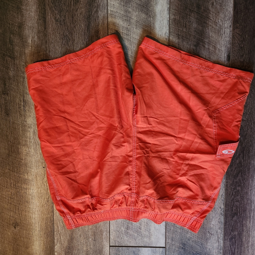 Men's Champion swim shorts, large, - Picture 4 of 6